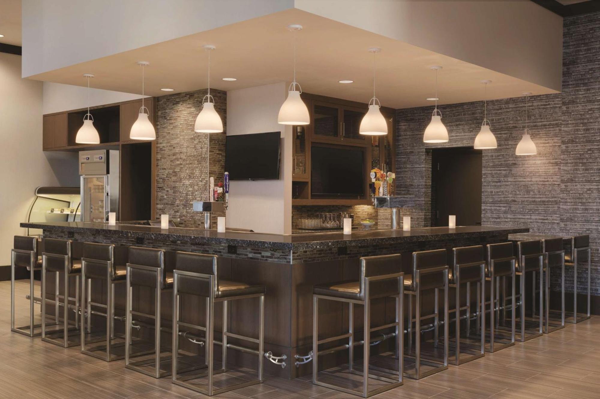 Embassy Suites By Hilton The Woodlands Bagian luar foto